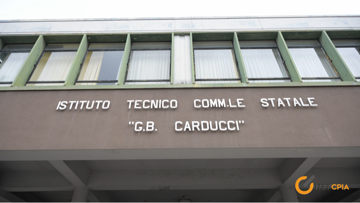 Guarda il video-tour del nostro istituto e dei nostri corsi!